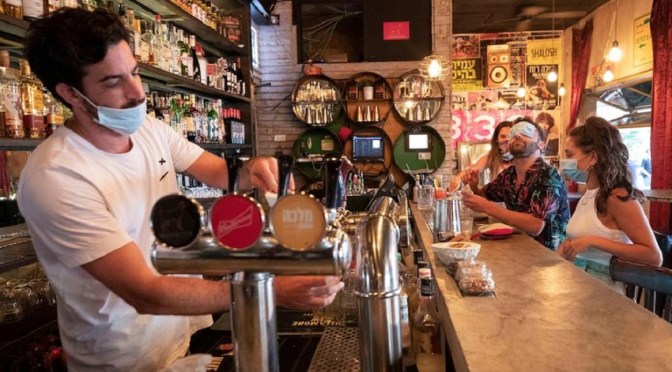 Израелското министерство на здравеопазването иска затваряне на барове и синагоги