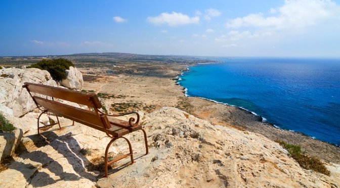 В Кипър очакват пет пъти по-малко туристи