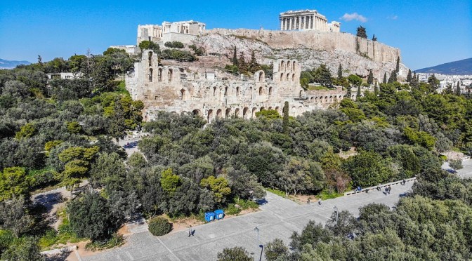 Слабият туризъм засегна гръцката икономика