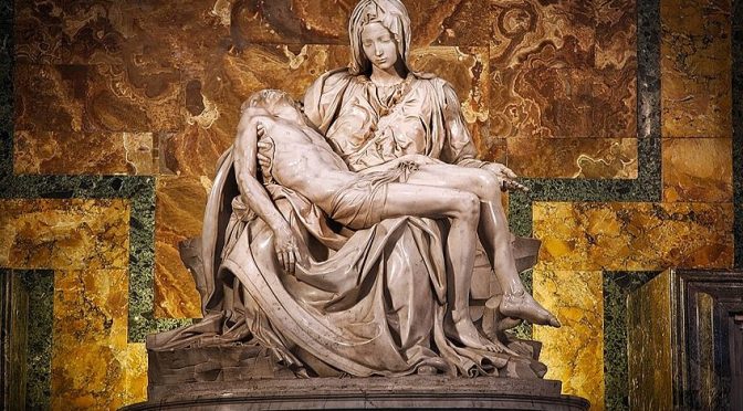 ЗАЩО ПИЕТА Е ЕДИНСТВЕНАТА ТВОРБА, ПОДПИСАНА ОТ МИКЕЛАНДЖЕЛО